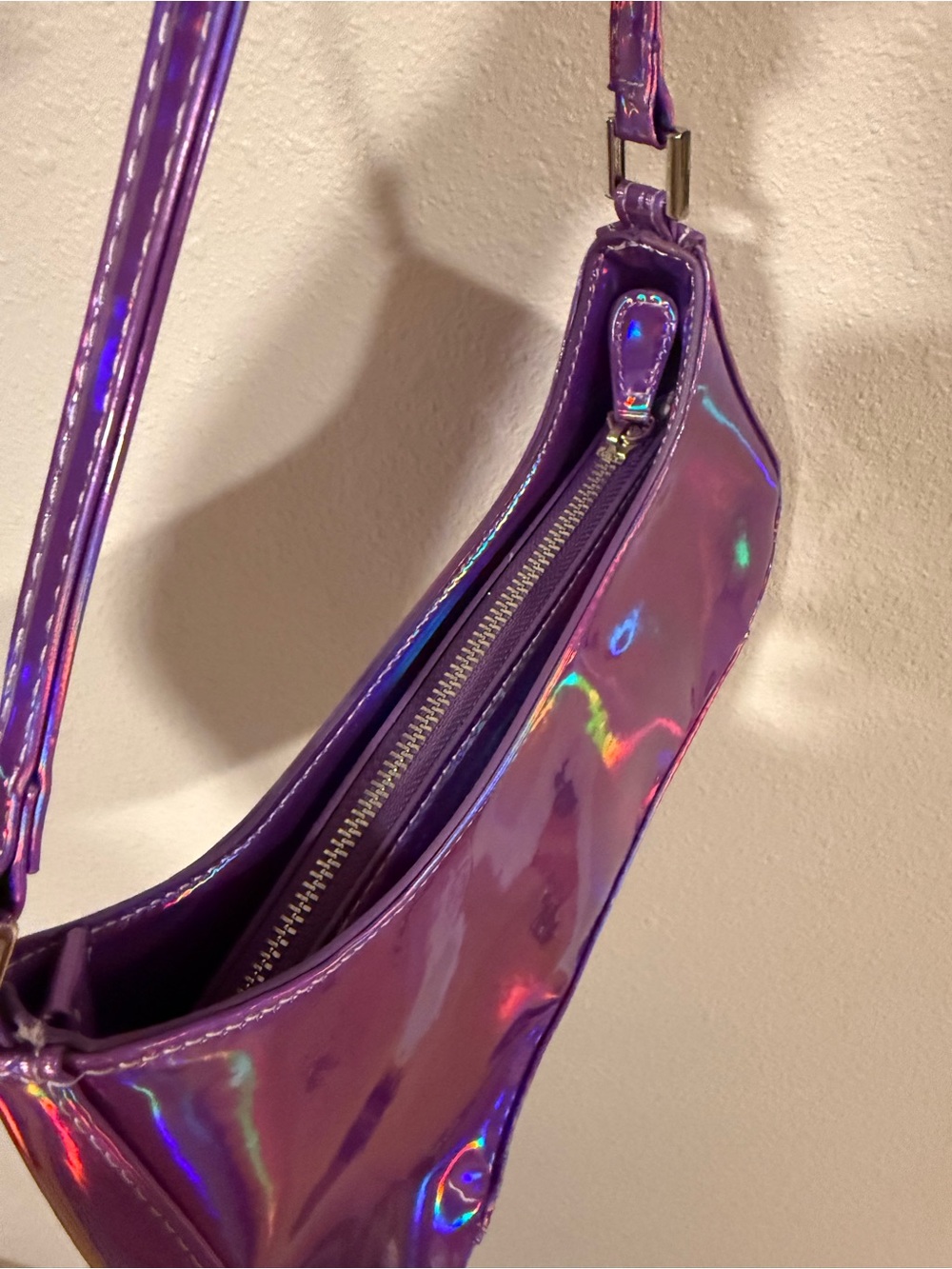 URBAN OUTFITTERS BLAIR BAGUETTE HANDBAG PURPLE - Picture 4 of 4